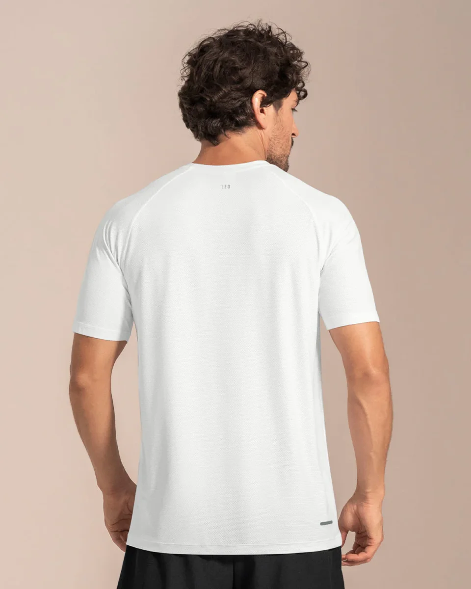 Camiseta deportiva con tela texturizada y transpirable - Imagen 3