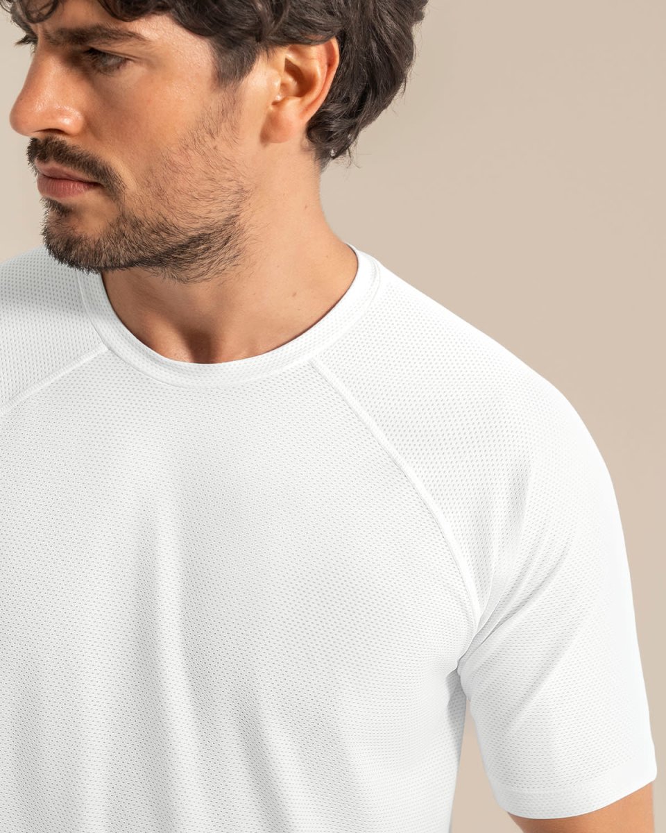 Camiseta deportiva con tela texturizada y transpirable - Imagen 4