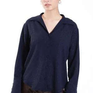 Blusa Camisera Manga Larga Botonadura Frontal.