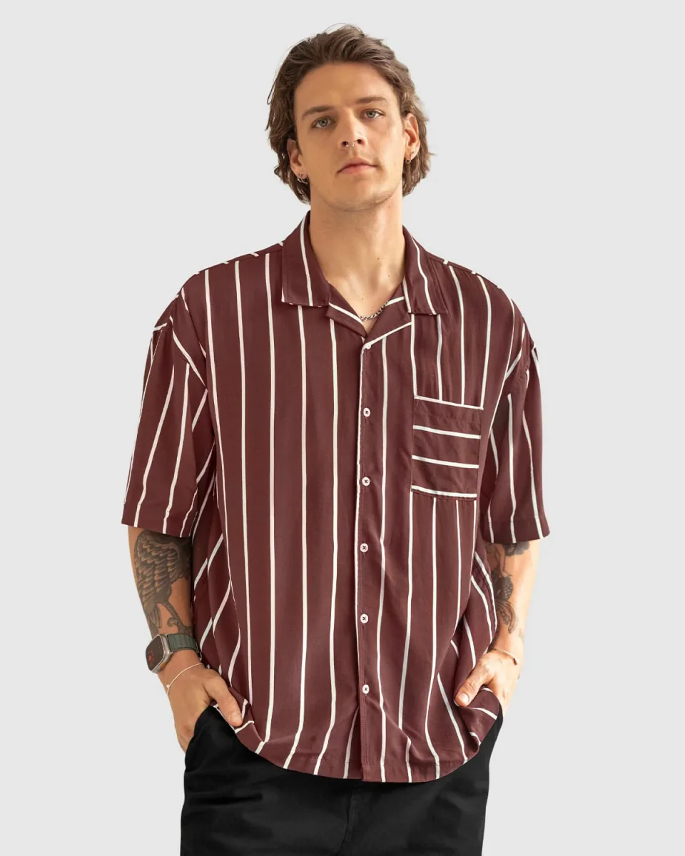 Camisa manga corta silueta oversized - Imagen 8