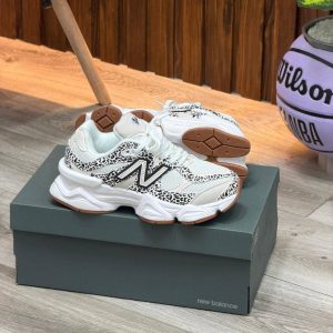 NEW BALANCE 9060 BLANCA ANIMALPRINT