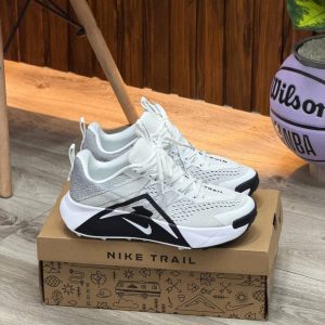NIKE TRAIL WILDHORSE 10 BLANCA NEGRA