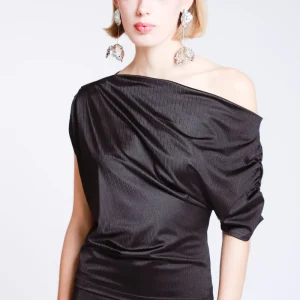 Blusa Escote Asimétrico