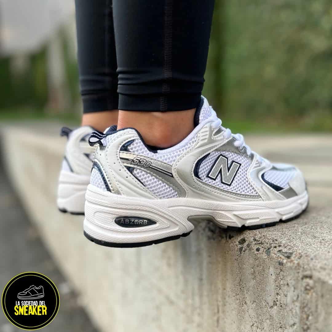 NEW BALANCE 530 AZUL OSCURO BLANCA - Imagen 7